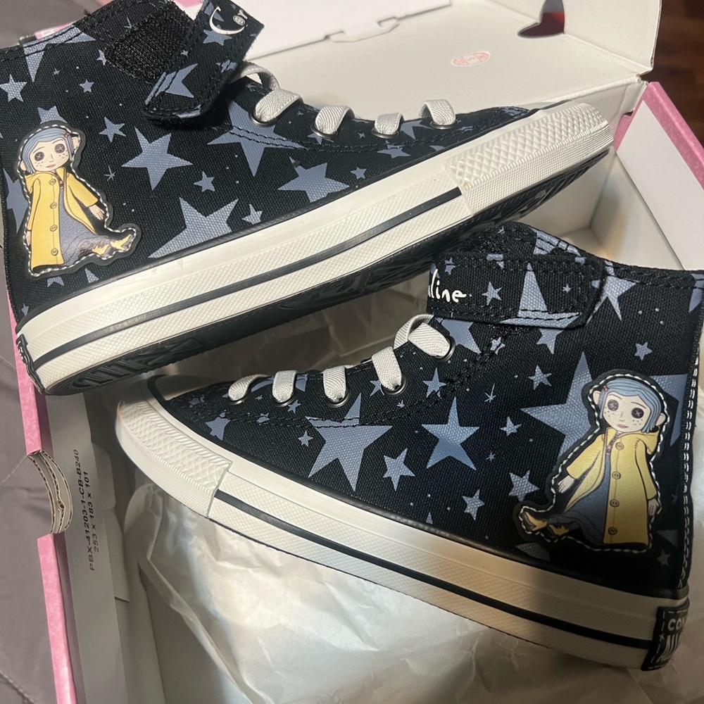 Converse X Coraline size 1 youth